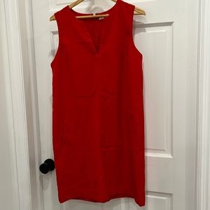 Simple cherry red shift dress with pockets. GAP sz M.